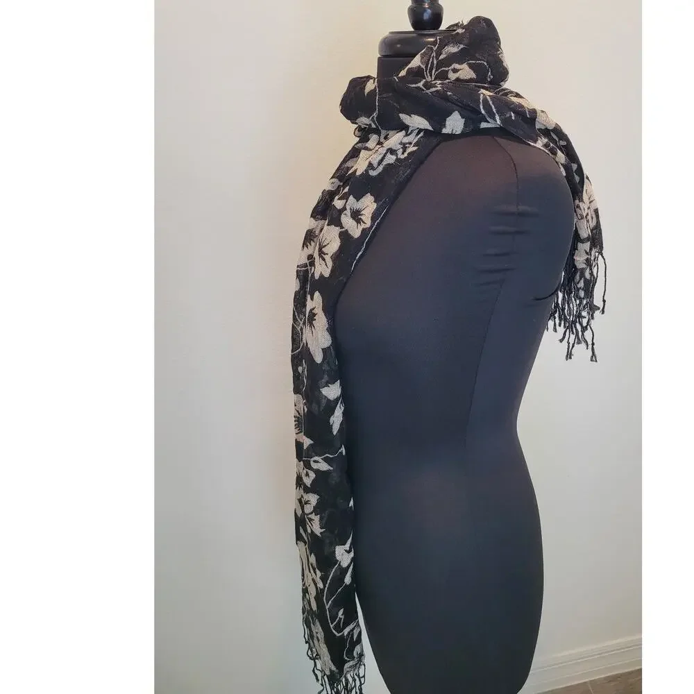 Black White Floral Fringe Scarf Lightweight Boho Wrap Layering Classic Fall